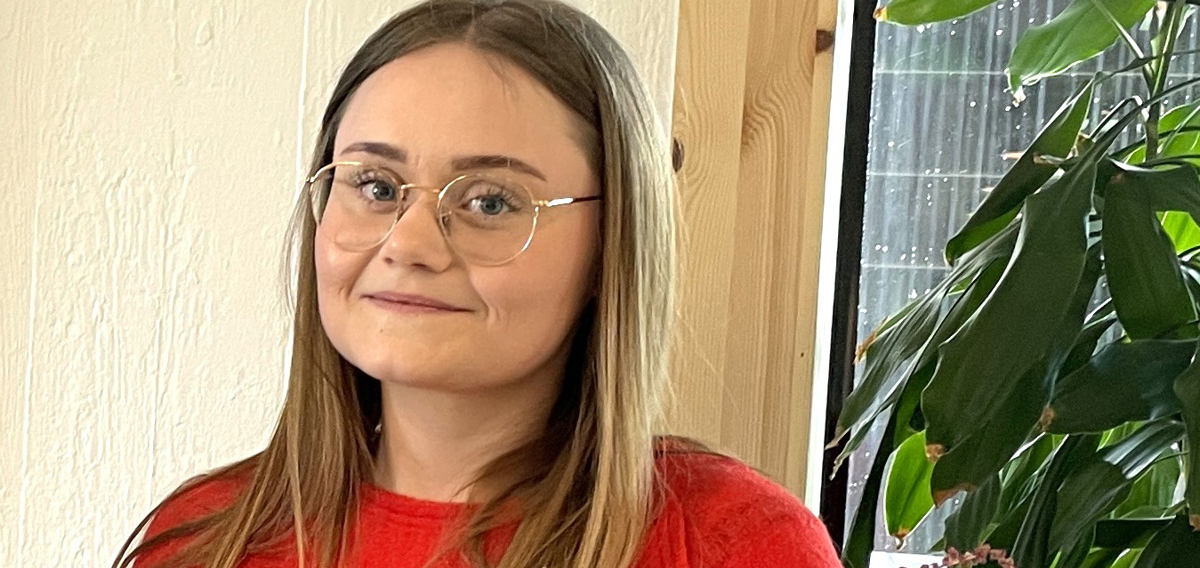 Rakul Helgadóttir lokið skrivstovuútbúgving