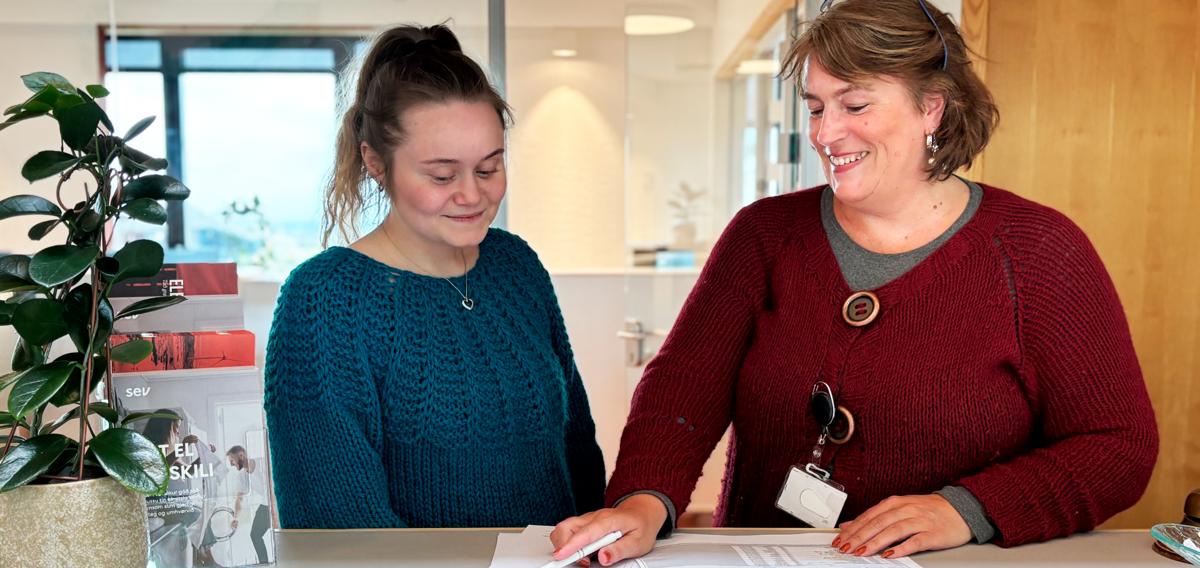 Broyting í áminningar- og ómaksgjøldum í sambandi við eftirstøðu