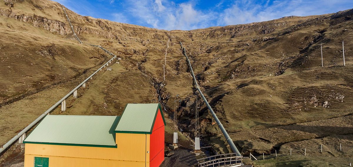 Turbina 1 í Botni steðgað