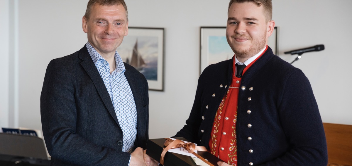 Teitur Vilhelmsen Dalsgarð fekk grindaknívin